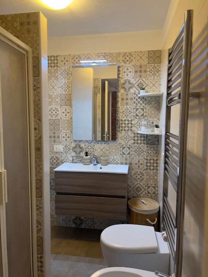 Regina Milano In Porta Romana 3 - Sky Tv, Wifi & Breakfast Box Apartment Exterior foto