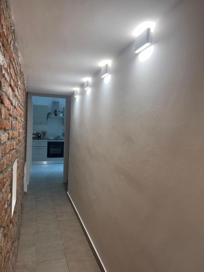 Regina Milano In Porta Romana 3 - Sky Tv, Wifi & Breakfast Box Apartment Exterior foto