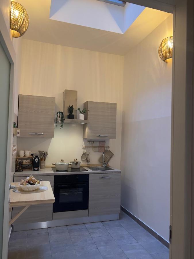Regina Milano In Porta Romana 3 - Sky Tv, Wifi & Breakfast Box Apartment Exterior foto