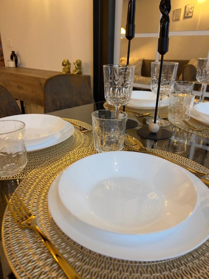 Regina Milano In Porta Romana 3 - Sky Tv, Wifi & Breakfast Box Apartment Exterior foto