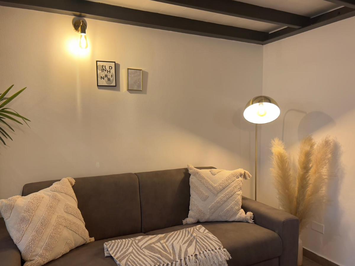 Regina Milano In Porta Romana 3 - Sky Tv, Wifi & Breakfast Box Apartment Exterior foto