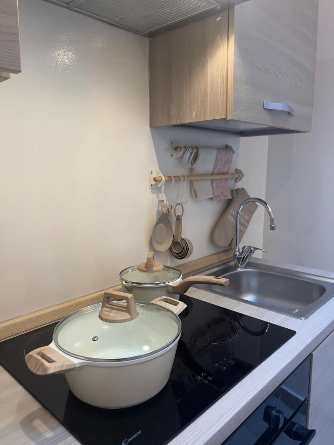 Regina Milano In Porta Romana 3 - Sky Tv, Wifi & Breakfast Box Apartment Exterior foto