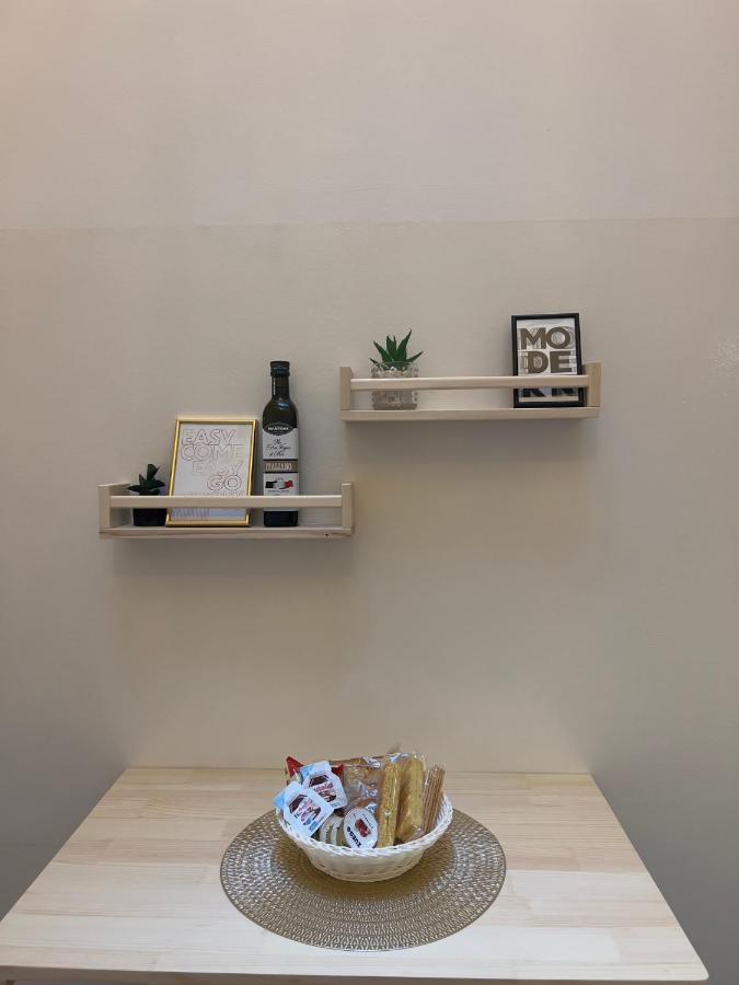 Regina Milano In Porta Romana 3 - Sky Tv, Wifi & Breakfast Box Apartment Exterior foto