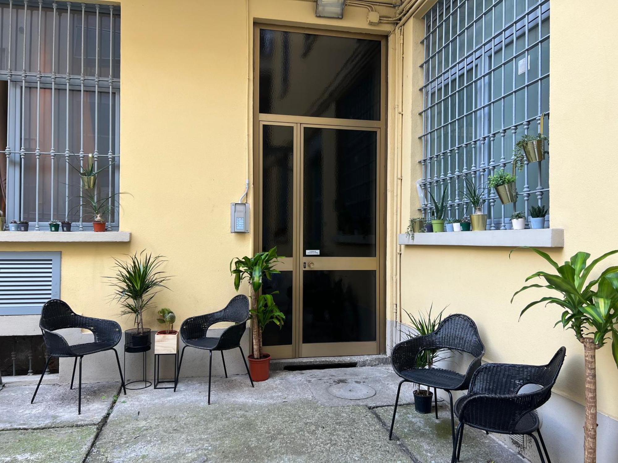 Regina Milano In Porta Romana 3 - Sky Tv, Wifi & Breakfast Box Apartment Exterior foto