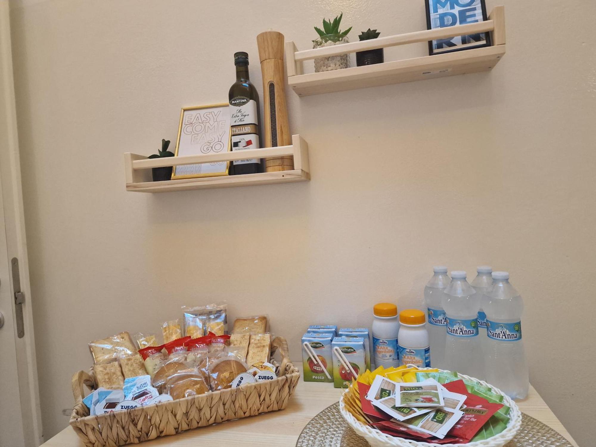 Regina Milano In Porta Romana 3 - Sky Tv, Wifi & Breakfast Box Apartment Exterior foto