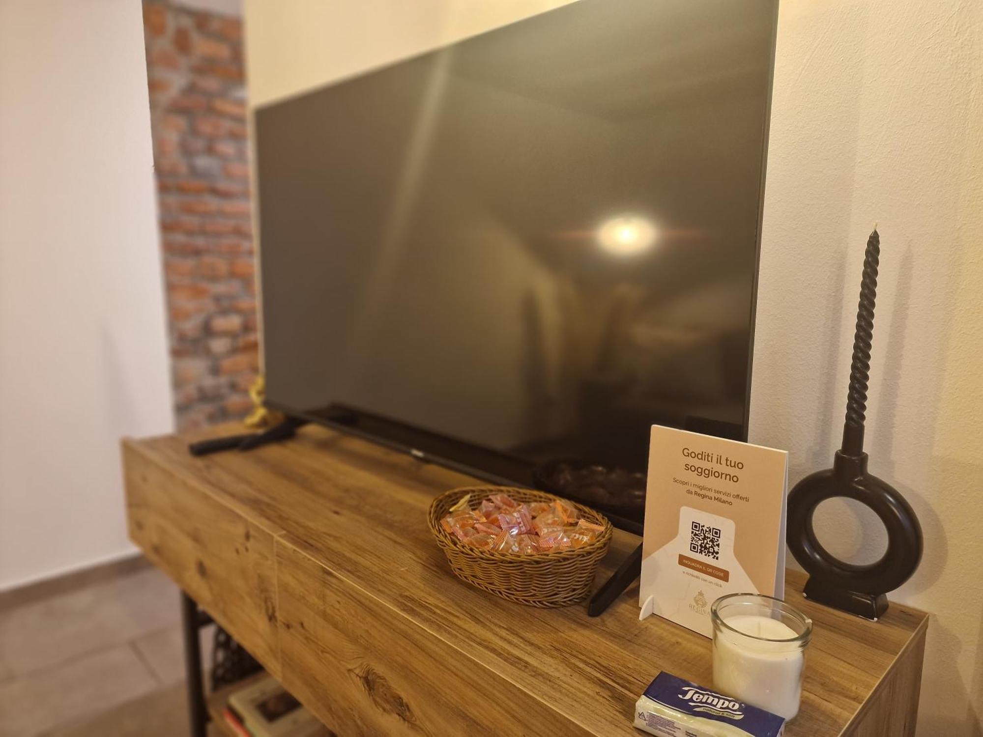 Regina Milano In Porta Romana 3 - Sky Tv, Wifi & Breakfast Box Apartment Exterior foto